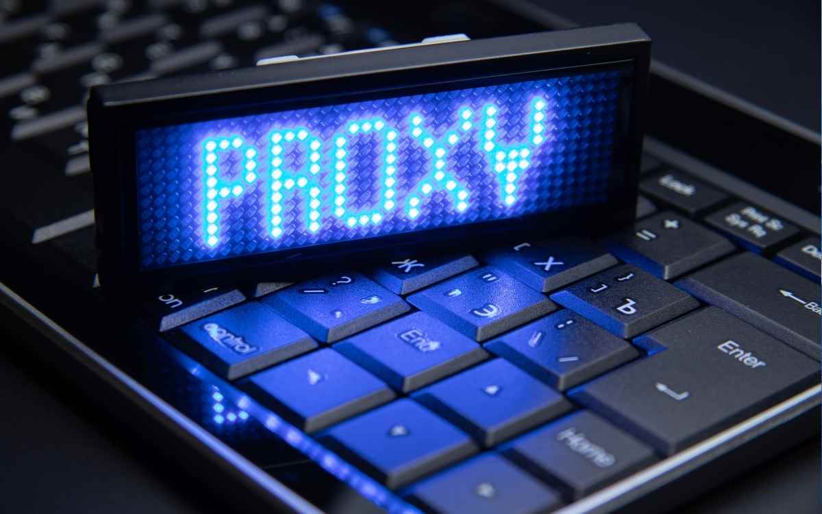 En la imagen se ve un teclado junto con la palabra proxy para explicar que es un proxy
